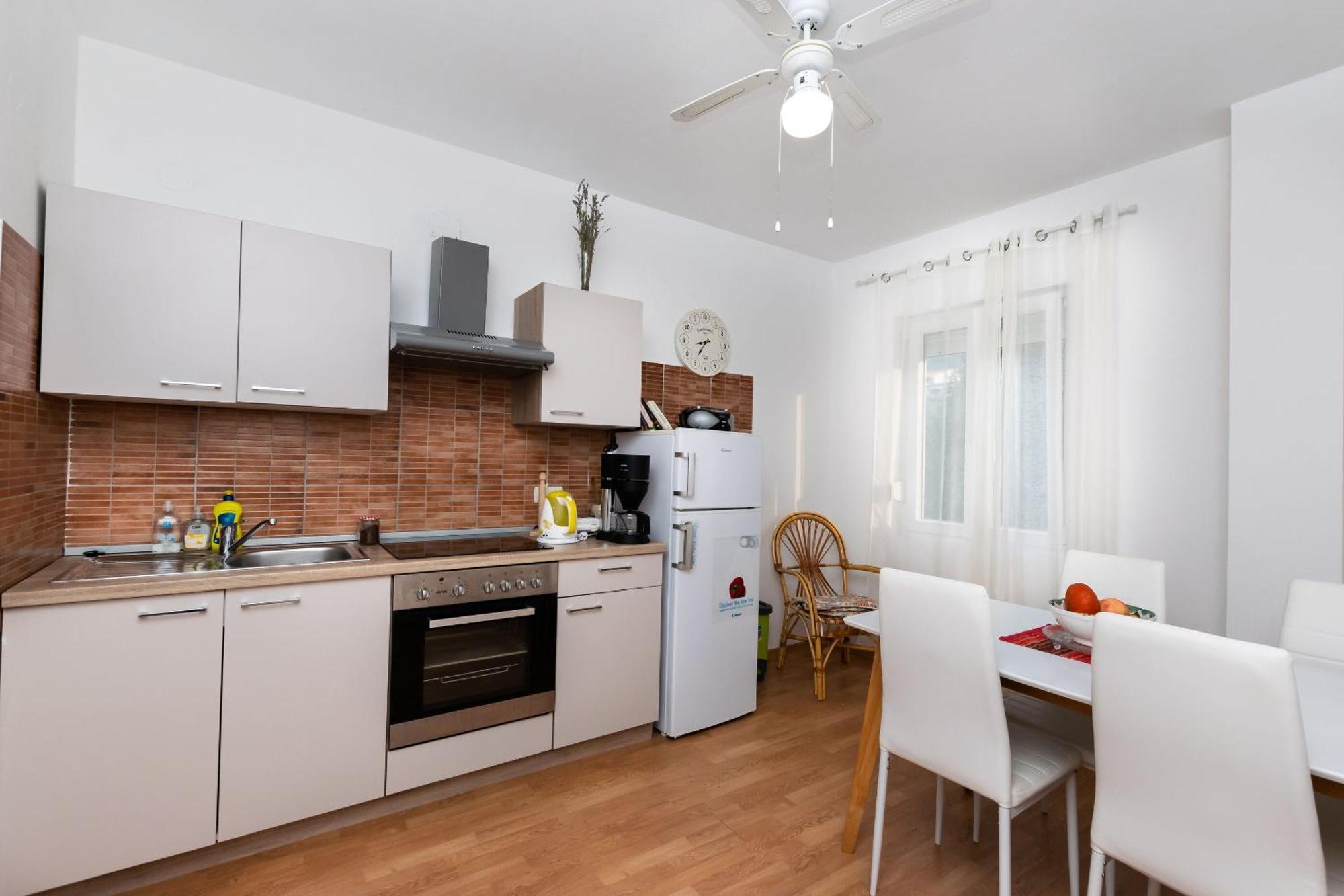 Apartments And Rooms Bianca Barbat na Rabu Exterior photo